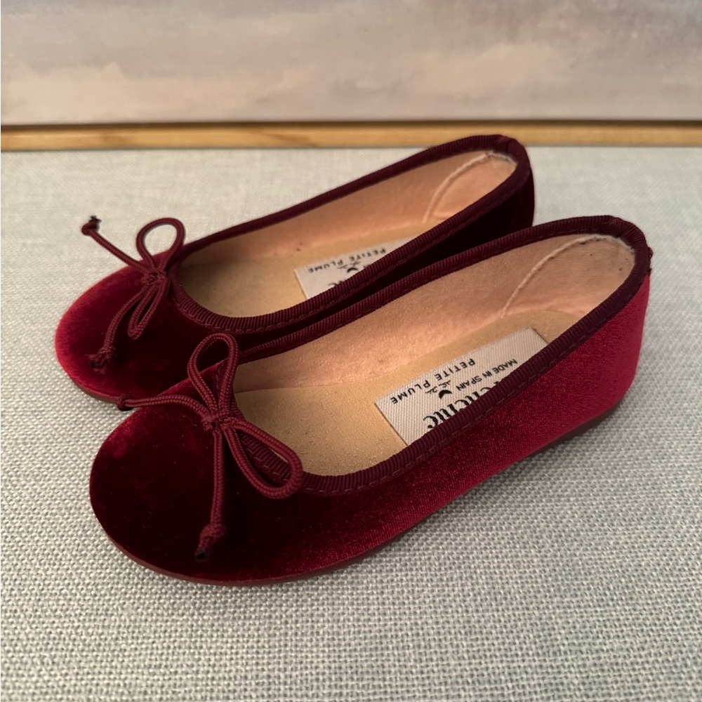 Petite Plume Kid's Juliette Ballet Slipper in Bordeaux Velvet US size 9/EU 25